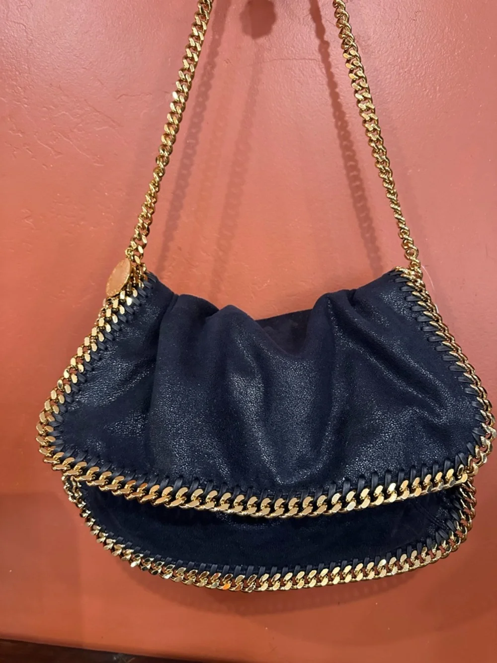 Stella McCartney Navy Shoulder Bag with Gold Chain Trim - Picture 3 of 10